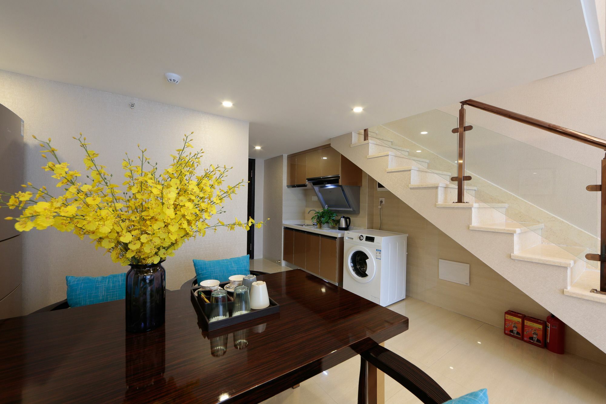 Waifiden Duplex Hotel Apartment Zhongyong Jinyu Branch-Free Shuttle Bus During The Canton Fair 외부 사진