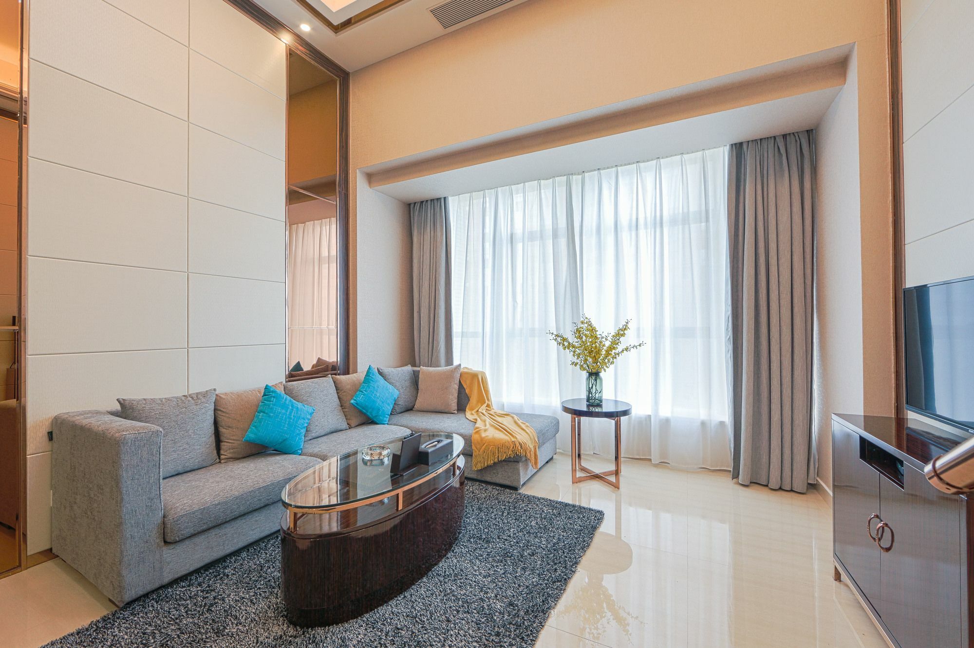 Waifiden Duplex Hotel Apartment Zhongyong Jinyu Branch-Free Shuttle Bus During The Canton Fair 외부 사진